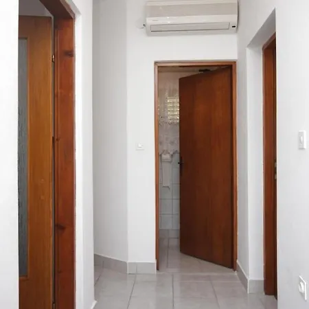 Apartments By The Sea Kali, Ugljan - 345 Exterior photo